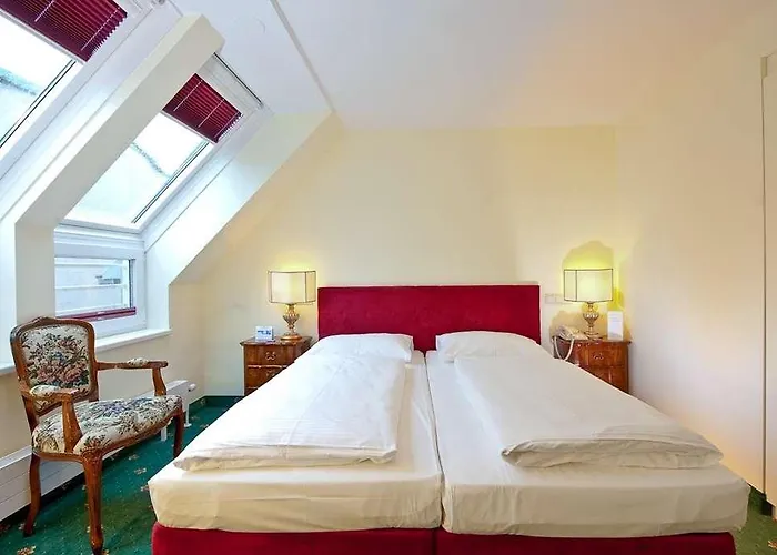 Hotel Graben 4*