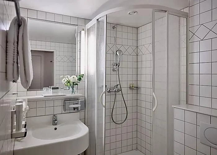Hotel Graben 4*